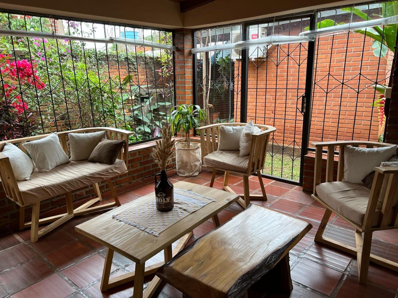 Tucan Hostel Puerto Iguazu Exterior photo